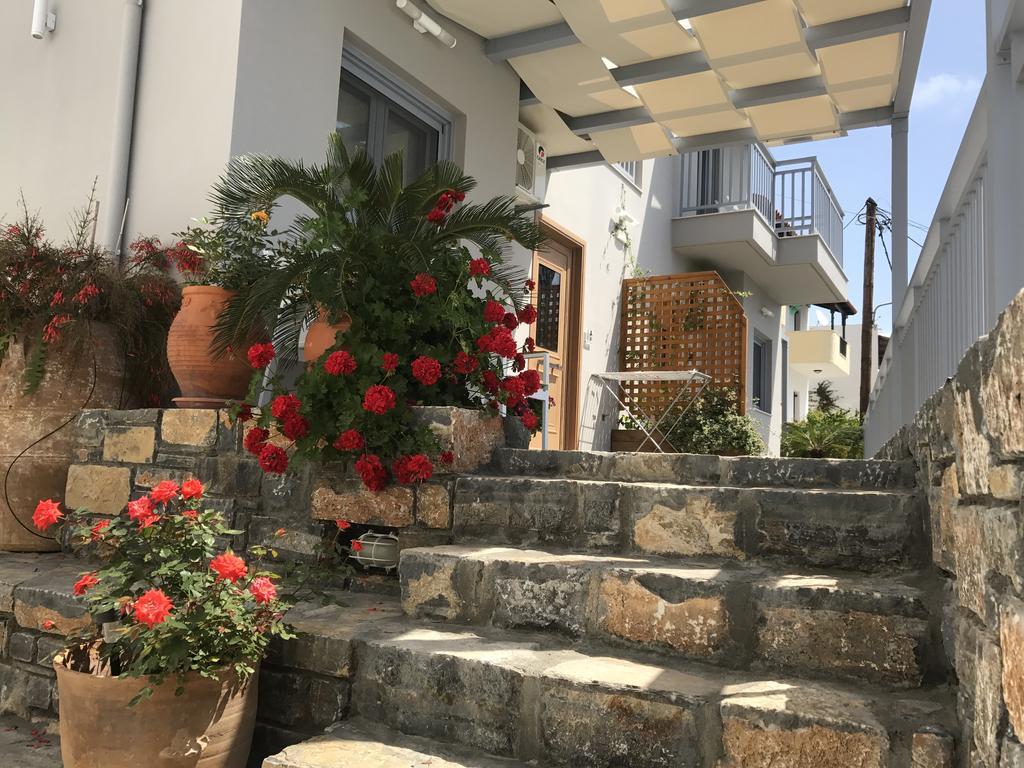 Athina Residence Lentas Bagian luar foto