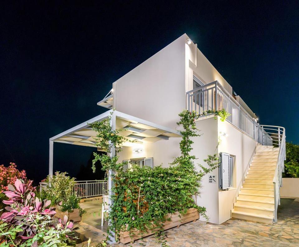 Athina Residence Lentas Bagian luar foto